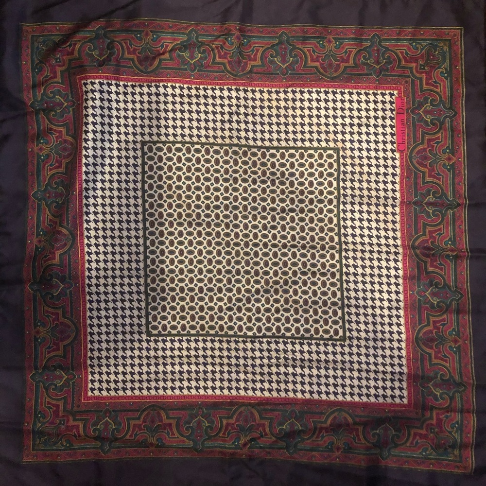 Vintage Christian Dior ECharpé Silk Authenticated